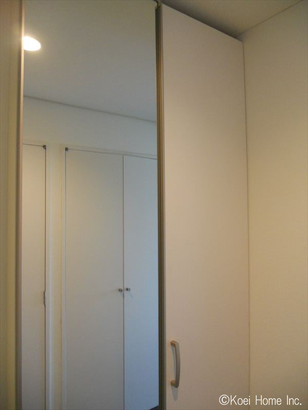 たっぷりの容量を持った玄関収納です。