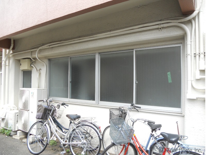 工事前の様子：正面向かって左